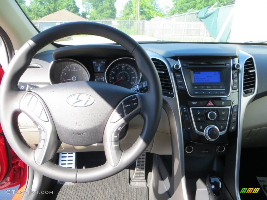 2013 Elantra GT - Volcanic Red / Beige photo #25