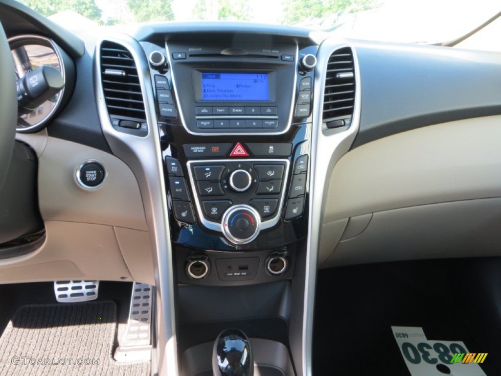 2013 Elantra GT - Volcanic Red / Beige photo #26