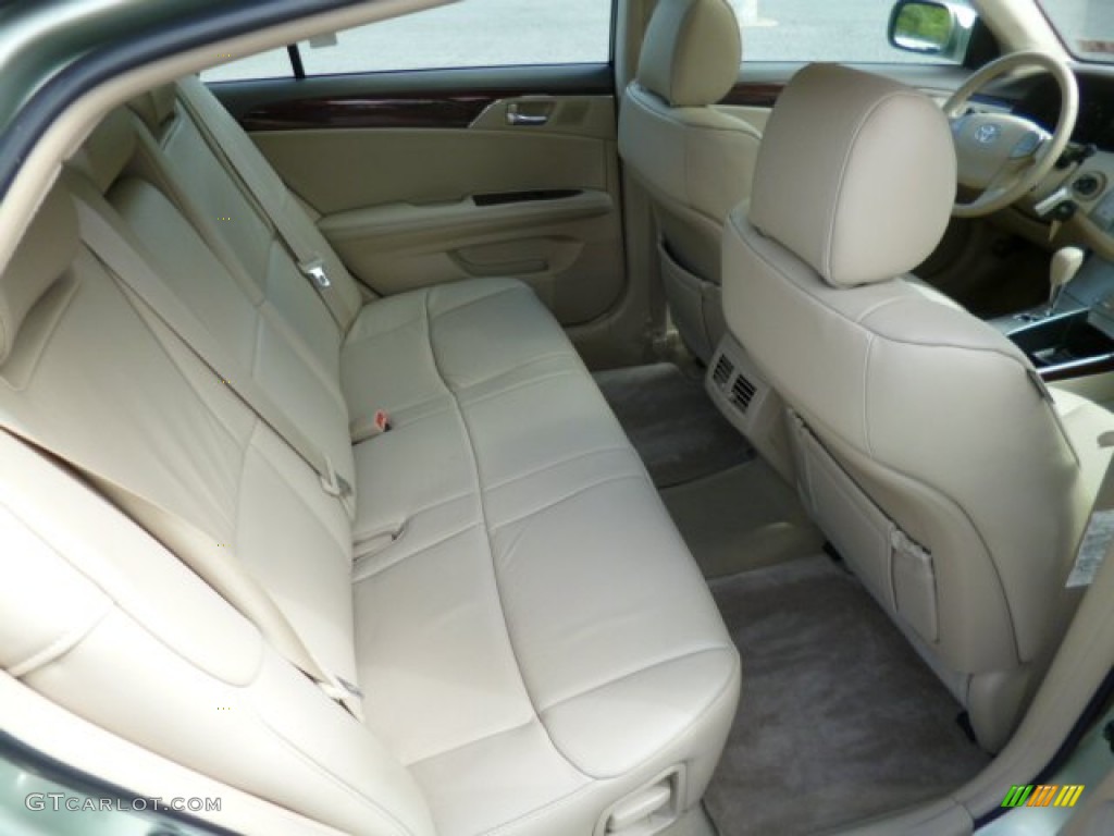2008 Toyota Avalon XLS Rear Seat Photos