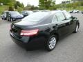 Black - Camry LE Photo No. 7