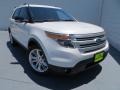 2013 White Platinum Tri-Coat Ford Explorer XLT  photo #1