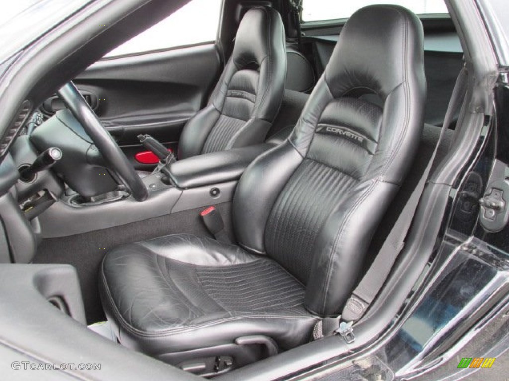 2003 Chevrolet Corvette Coupe Front Seat Photo #81007253