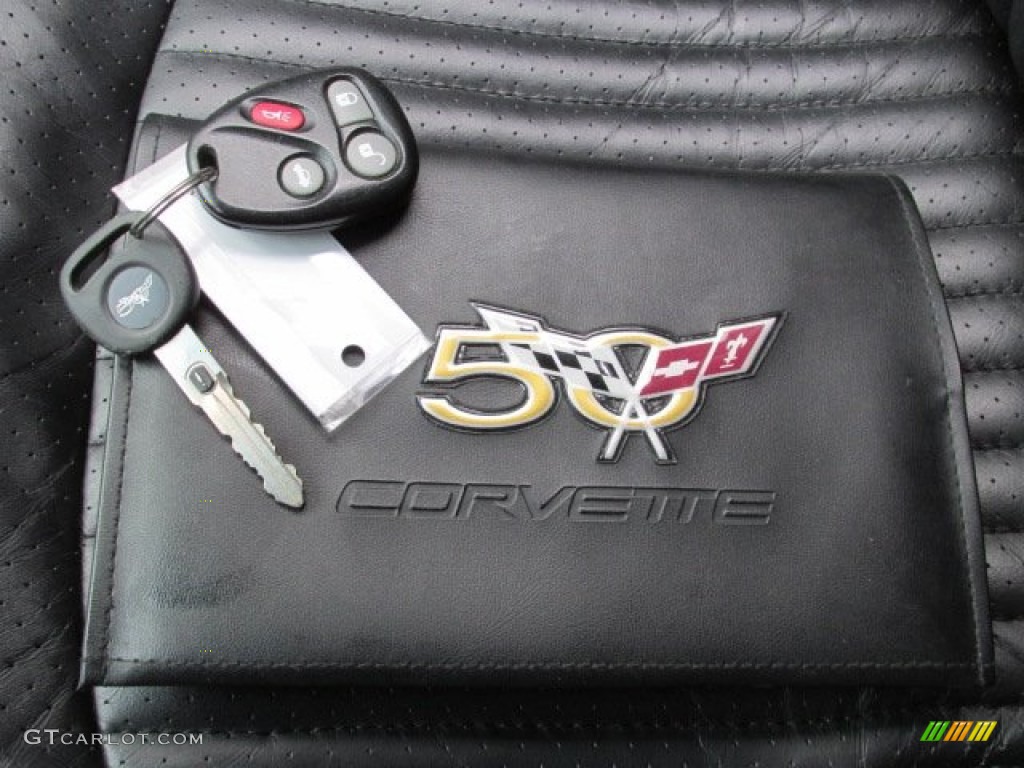2003 Chevrolet Corvette Coupe Keys Photos