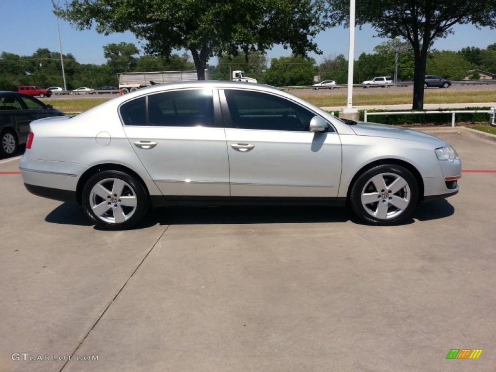2009 Passat Komfort Sedan - White Gold Metallic / Deep Black photo #4