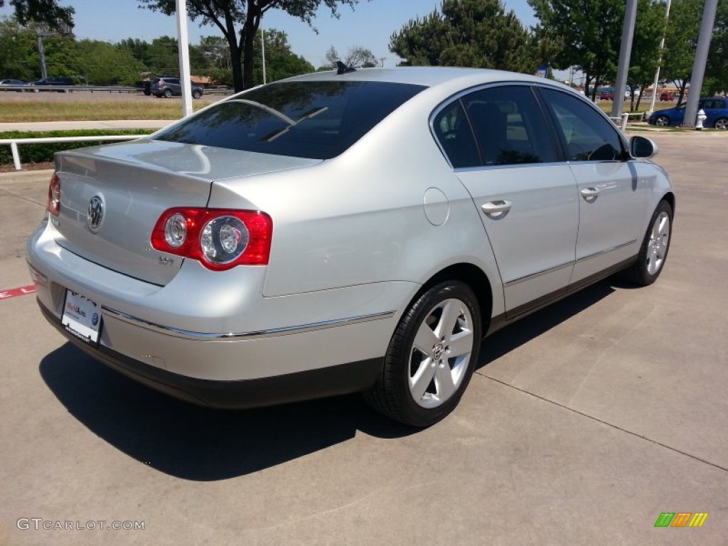 2009 Passat Komfort Sedan - White Gold Metallic / Deep Black photo #5