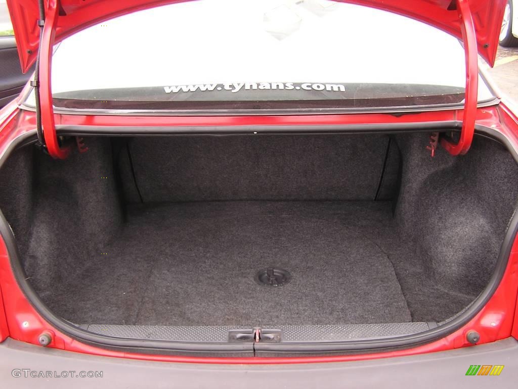 1996 Cavalier Coupe - Bright Red / Dark Gray photo #13