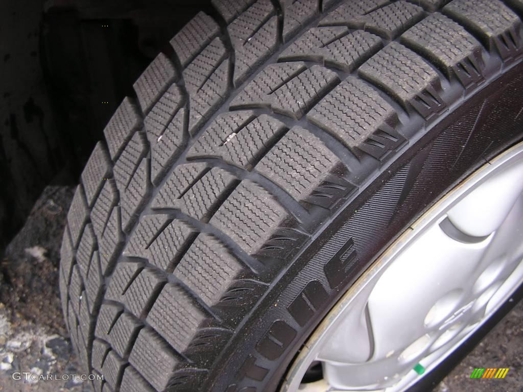 1996 Cavalier Coupe - Bright Red / Dark Gray photo #15