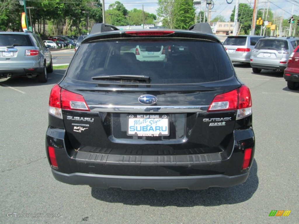 2011 Outback 2.5i Premium Wagon - Crystal Black Silica / Warm Ivory photo #7