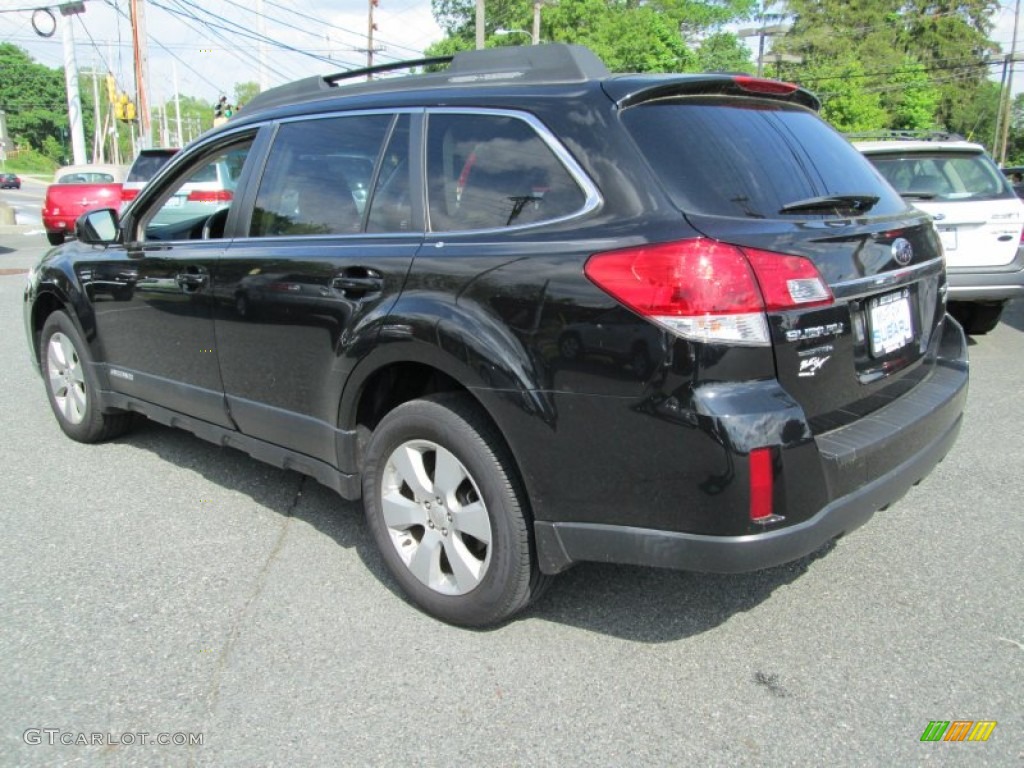 2011 Outback 2.5i Premium Wagon - Crystal Black Silica / Warm Ivory photo #8