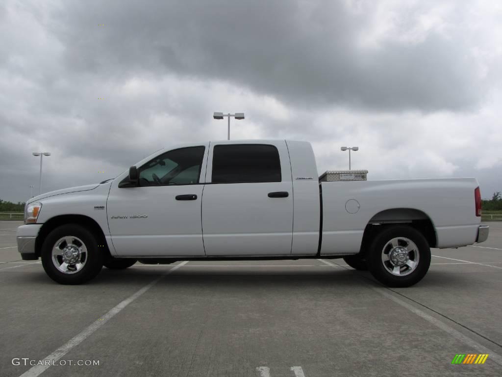 2006 Ram 1500 SLT Mega Cab - Bright White / Medium Slate Gray photo #2