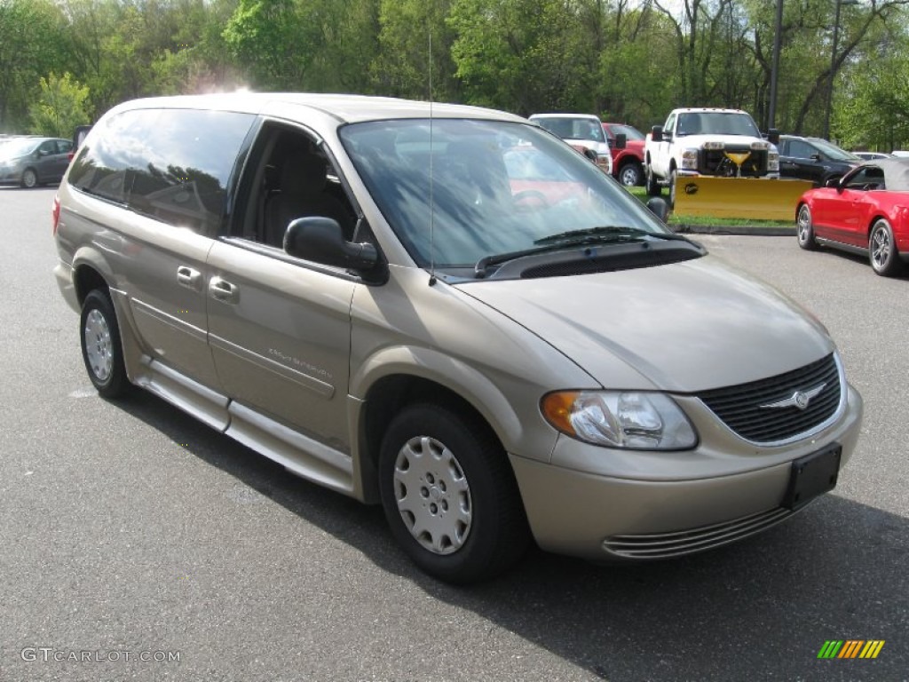 2004 Town & Country LX - Light Almond Pearl Metallic / Khaki photo #1