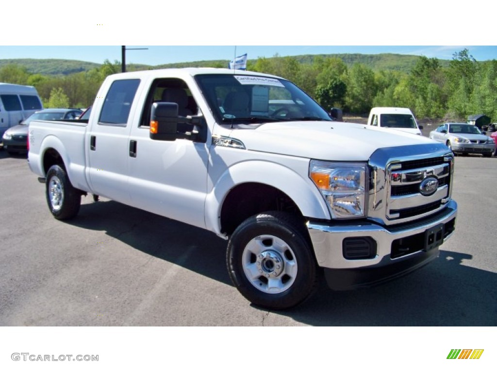 Oxford White 2012 Ford F250 Super Duty XLT Crew Cab 4x4 Exterior Photo #81013254