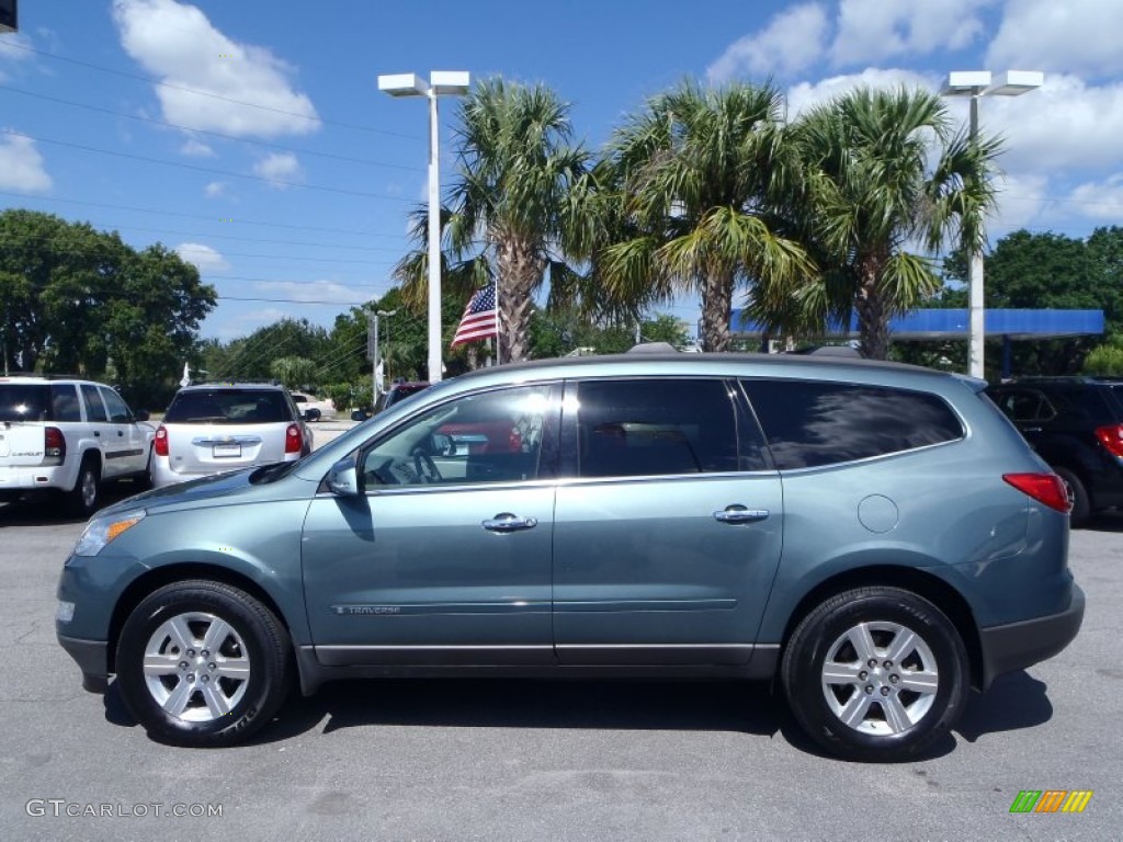 Silver Moss Metallic 2009 Chevrolet Traverse LT Exterior Photo #81014559
