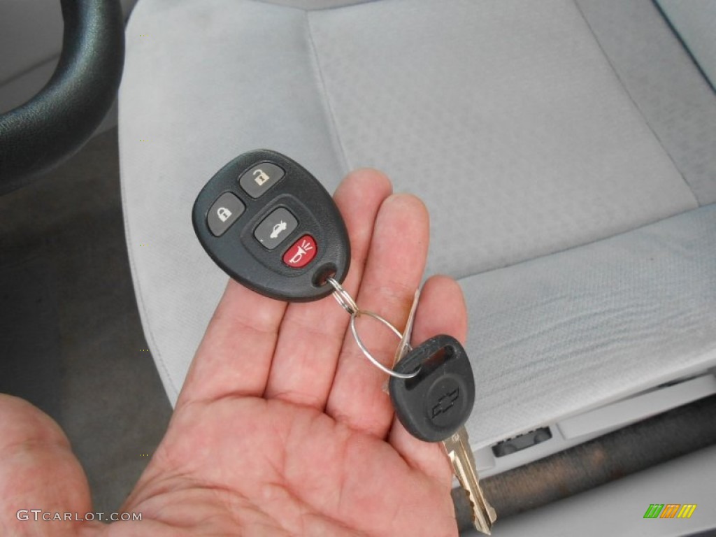 2008 Chevrolet Impala LS Keys Photos