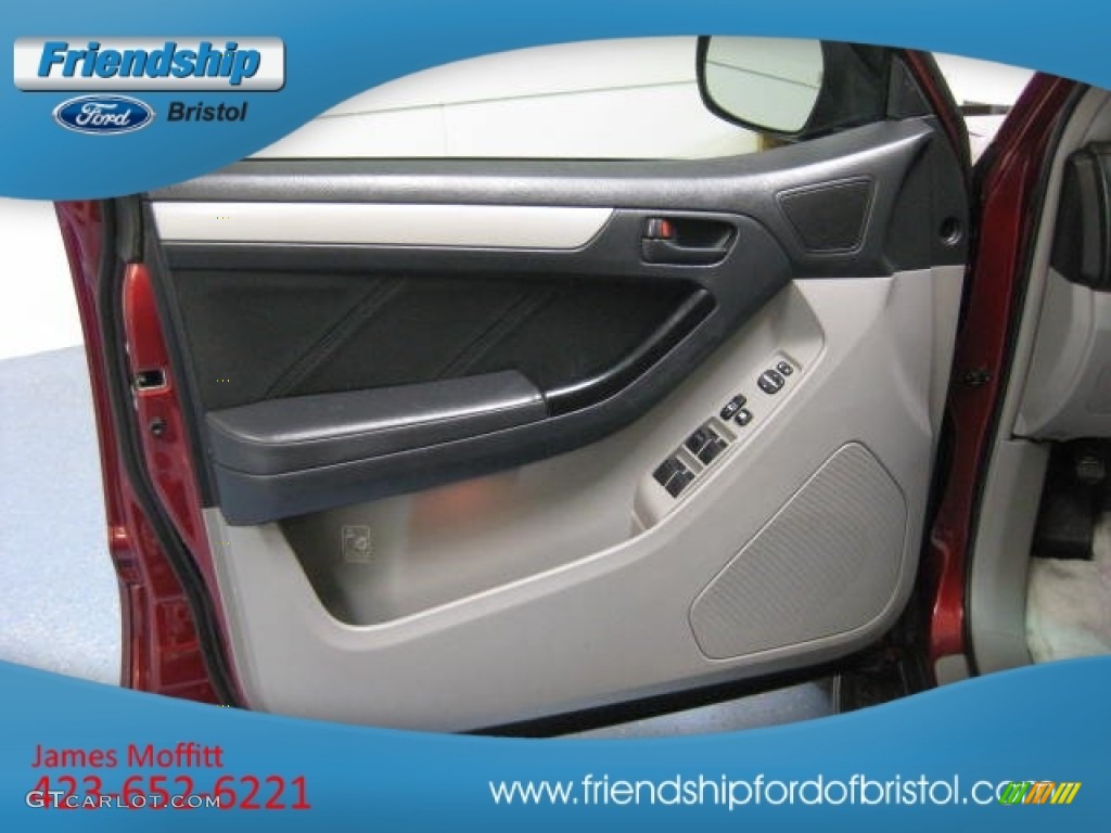 2008 4Runner SR5 - Salsa Red Pearl / Stone Gray photo #9