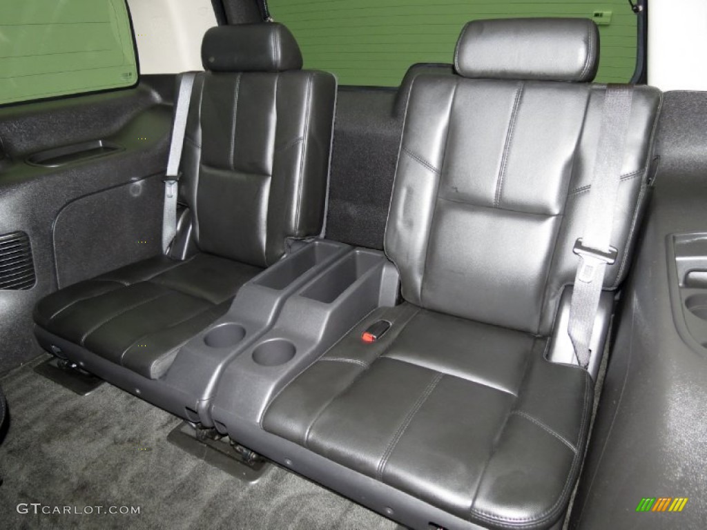 2007 Chevrolet Tahoe LTZ Rear Seat Photos