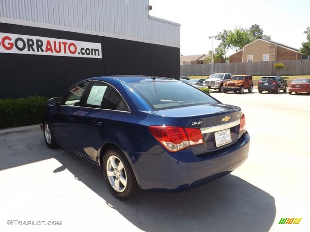 2013 Cruze LT - Blue Topaz Metallic / Medium Titanium photo #4