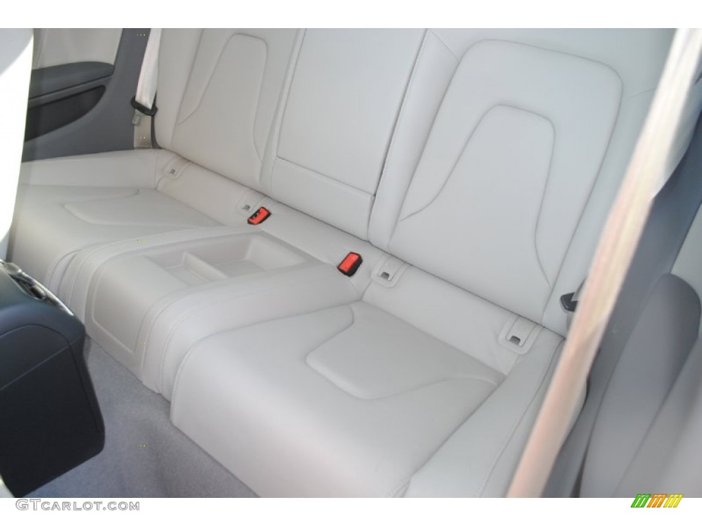 2010 A5 2.0T quattro Coupe - Brilliant Black / Linen Beige photo #14