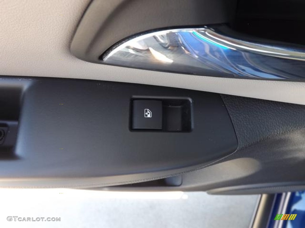 2013 Cruze LT - Blue Topaz Metallic / Medium Titanium photo #29