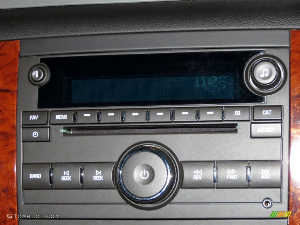 2011 Chevrolet Avalanche LT Audio System Photos