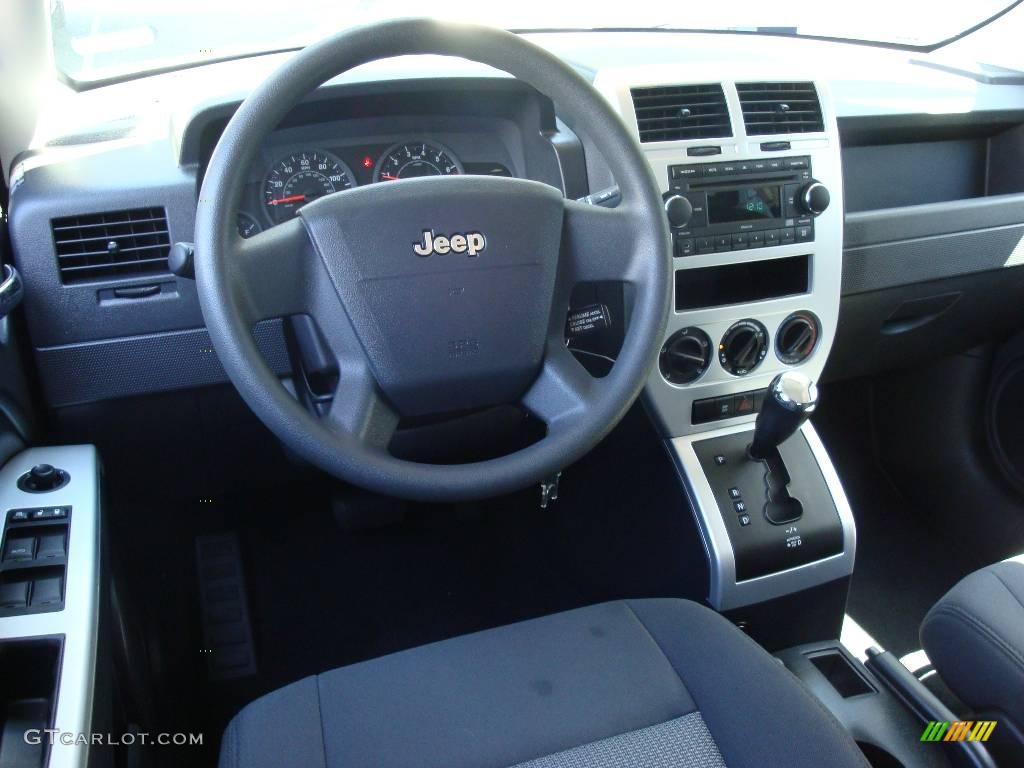 2008 Patriot Sport - Surf Blue Pearl / Dark Slate Gray photo #11
