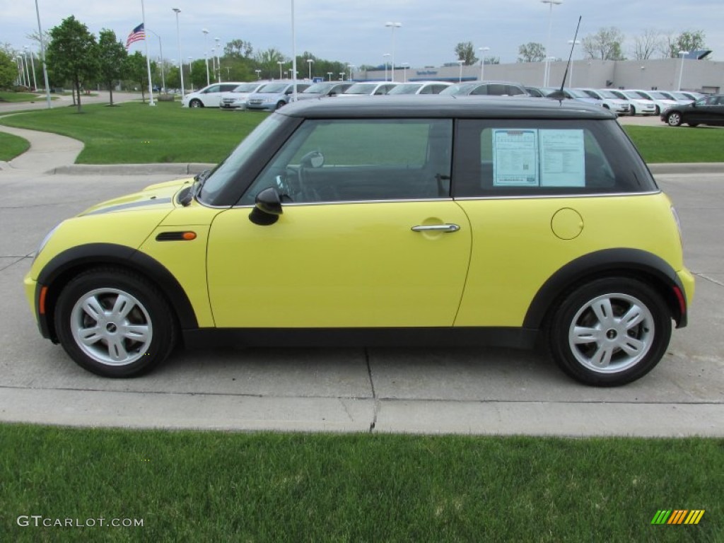 Liquid Yellow 2006 Mini Cooper Hardtop Exterior Photo #81022152