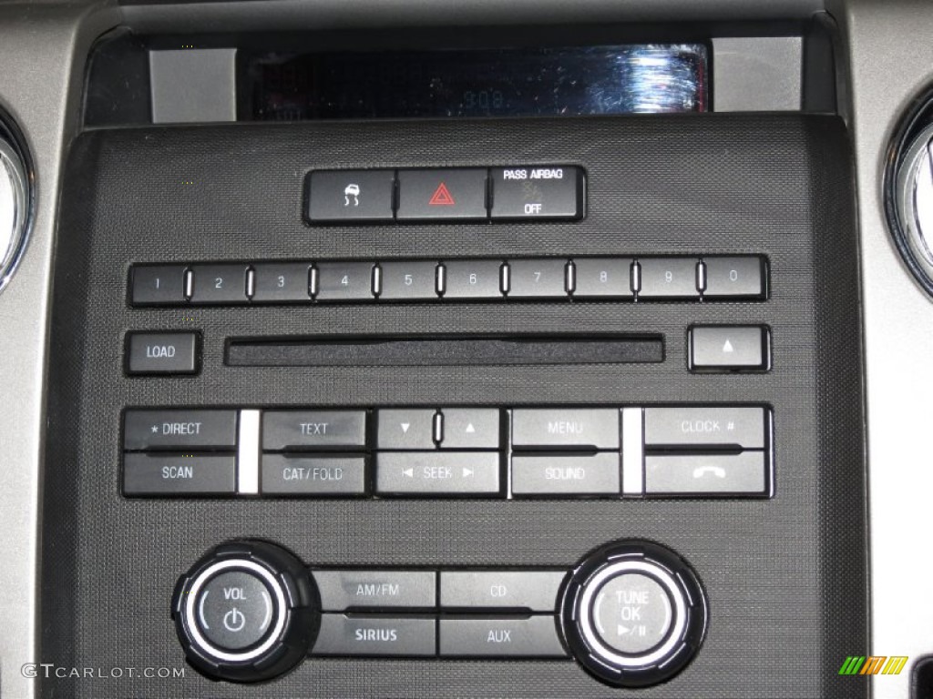 2010 Ford F150 XLT SuperCab Controls Photo #81022728