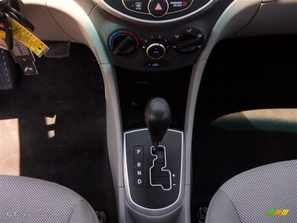 2013 Hyundai Accent GLS 4 Door Transmission Photos