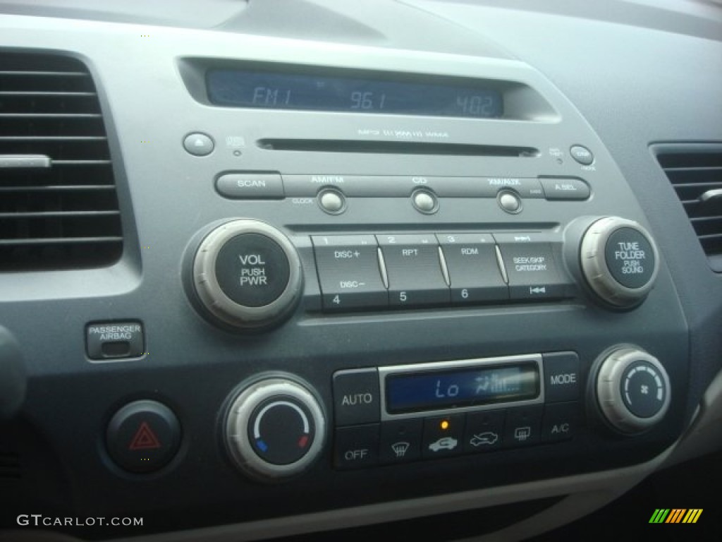 2006 Honda Civic Hybrid Sedan Controls Photo #81025992
