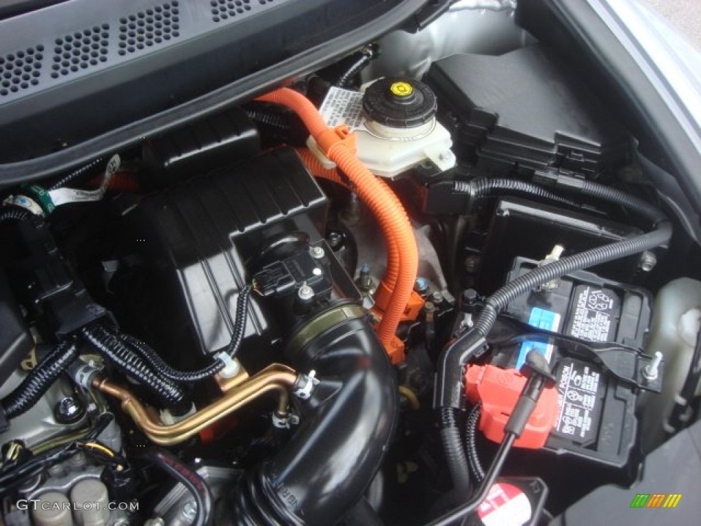 2006 Honda Civic Hybrid Sedan Engine Photos