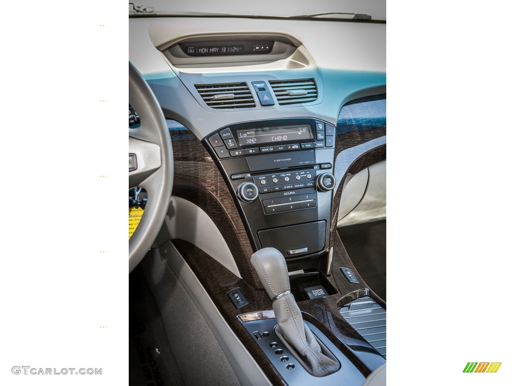2010 Acura MDX Standard MDX Model Controls Photo #81026187