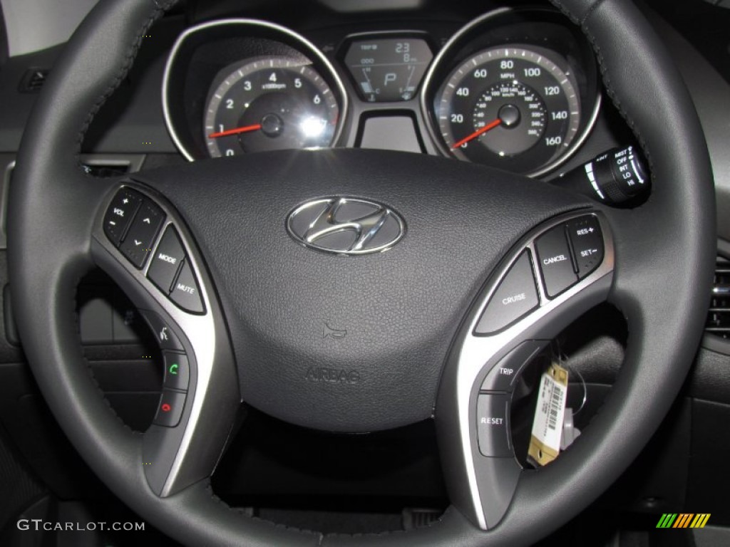 2013 Elantra Limited - Sparkling Ruby / Black photo #4