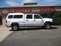 Summit White - Silverado 2500HD Classic LT Crew Cab 4x4 Photo No. 3