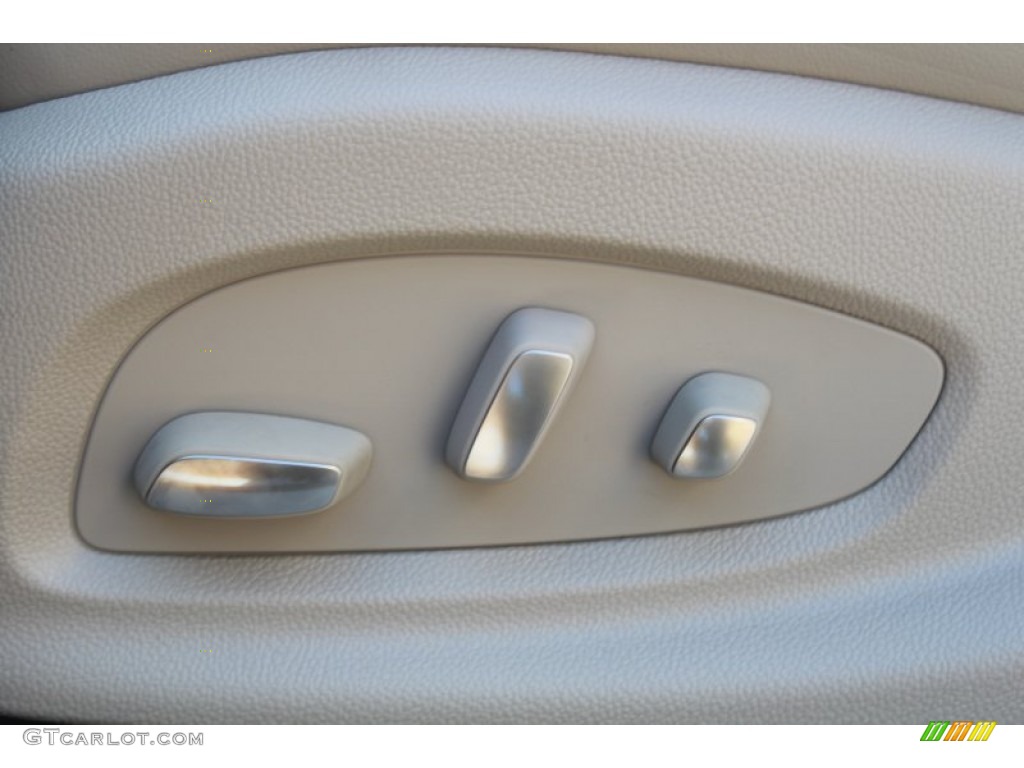2013 Cadillac XTS FWD Controls Photos