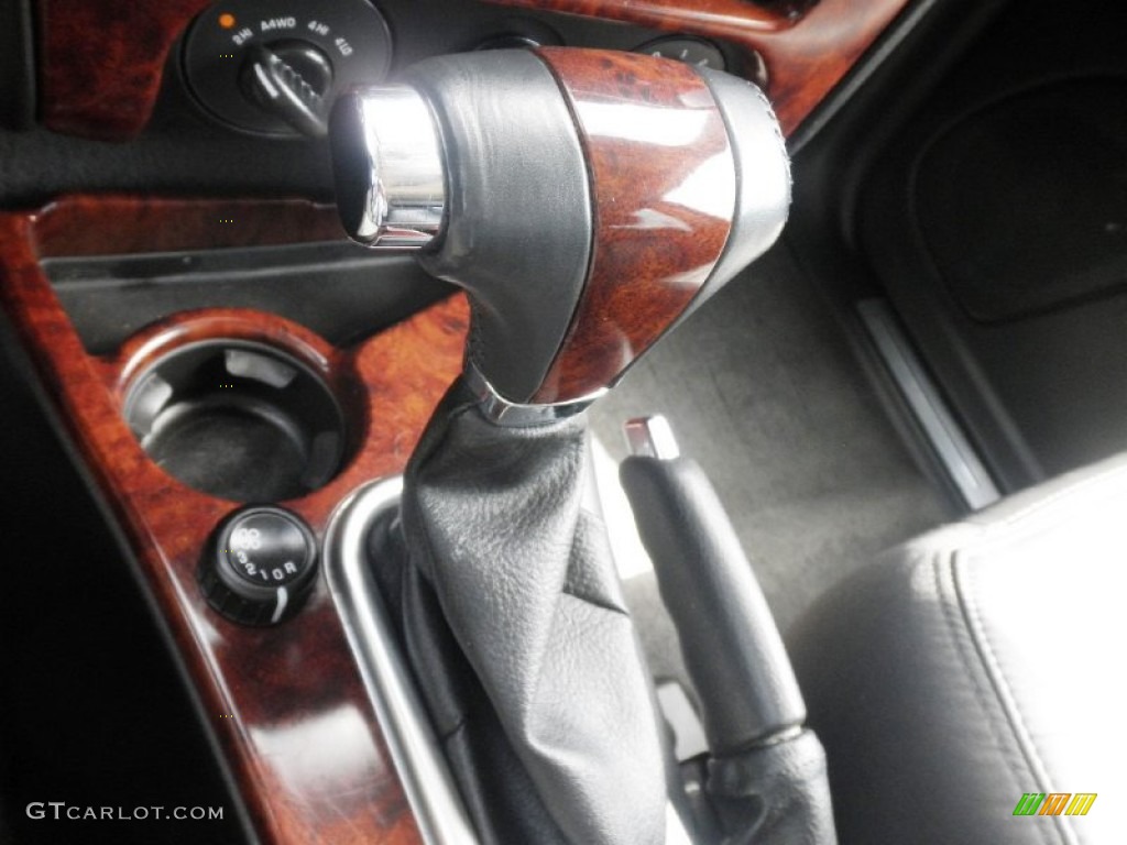 2005 GMC Envoy XL SLT 4x4 Transmission Photos