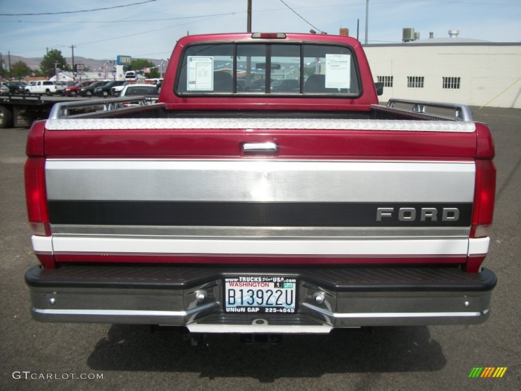 1995 F150 XLT Extended Cab 4x4 - Electric Currant Red Pearl / Gray photo #3