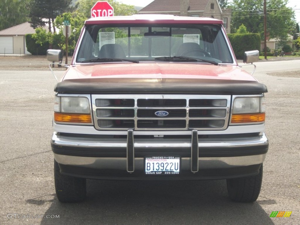 1995 F150 XLT Extended Cab 4x4 - Electric Currant Red Pearl / Gray photo #6