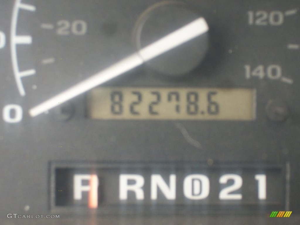 1995 F150 XLT Extended Cab 4x4 - Electric Currant Red Pearl / Gray photo #13