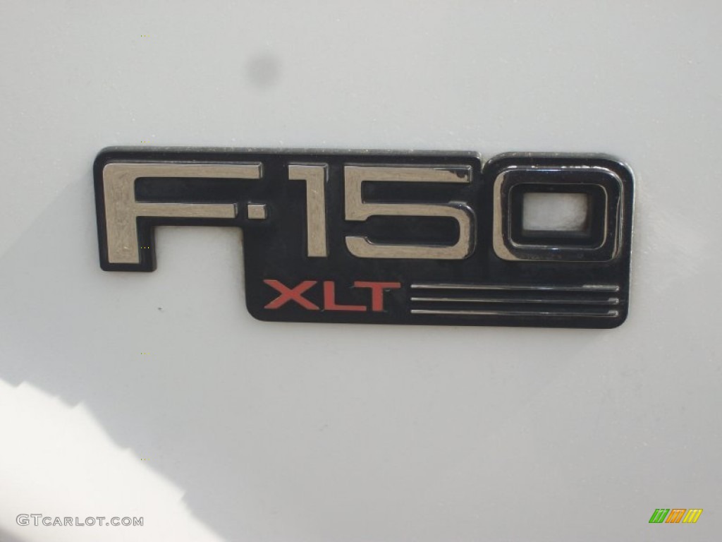 1995 F150 XLT Extended Cab 4x4 - Electric Currant Red Pearl / Gray photo #25