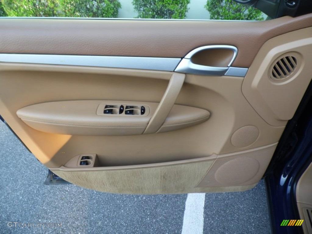 2005 Porsche Cayenne Standard Cayenne Model Havanna/Sand Beige Door Panel Photo #81035166