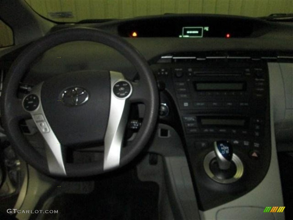 2010 Prius Hybrid III - Winter Gray Metallic / Misty Gray photo #13