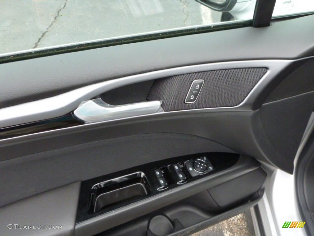 2013 Fusion SE 1.6 EcoBoost - Ingot Silver Metallic / SE Appearance Package Charcoal Black/Red Stitching photo #11