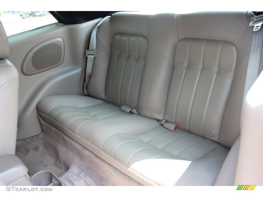 2004 Chrysler Sebring LXi Convertible Rear Seat Photo #81038079