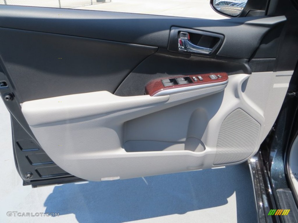 2013 Camry XLE - Cosmic Gray Metallic / Ash photo #21