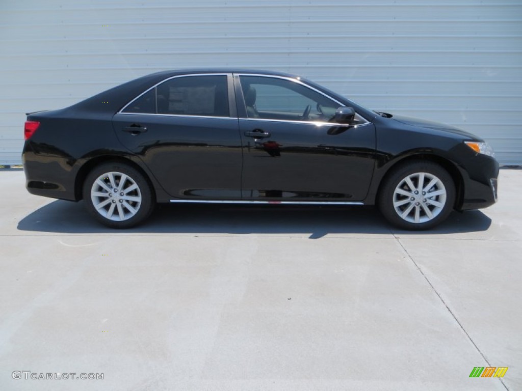 2013 Camry XLE - Attitude Black Metallic / Ash photo #3