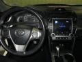 Super White - Camry SE Photo No. 13
