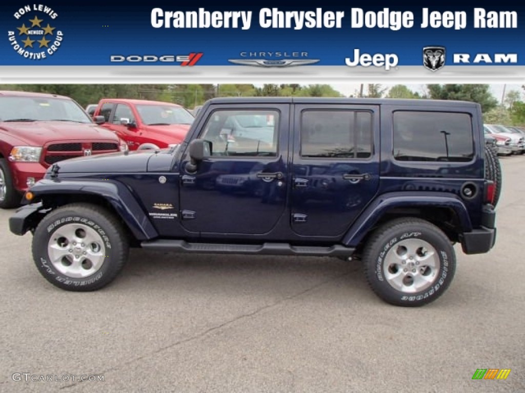 2013 Wrangler Unlimited Sahara 4x4 - True Blue Pearl / Black/Dark Saddle photo #1