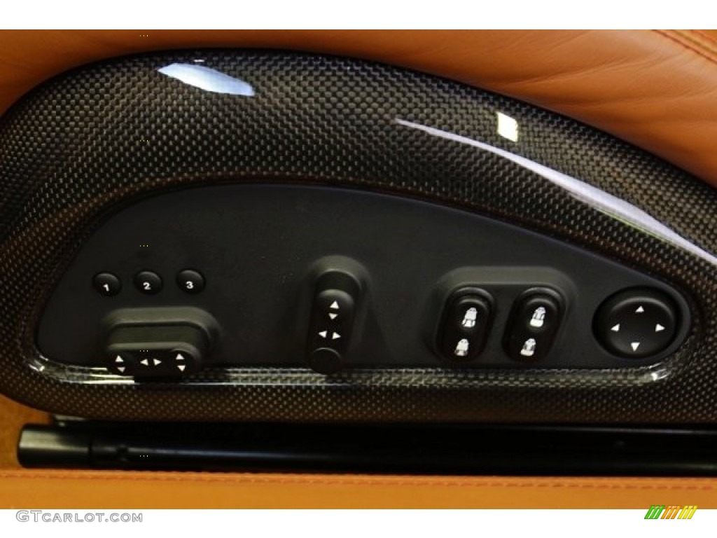 2007 Ferrari 599 GTB Fiorano F1 Controls Photos