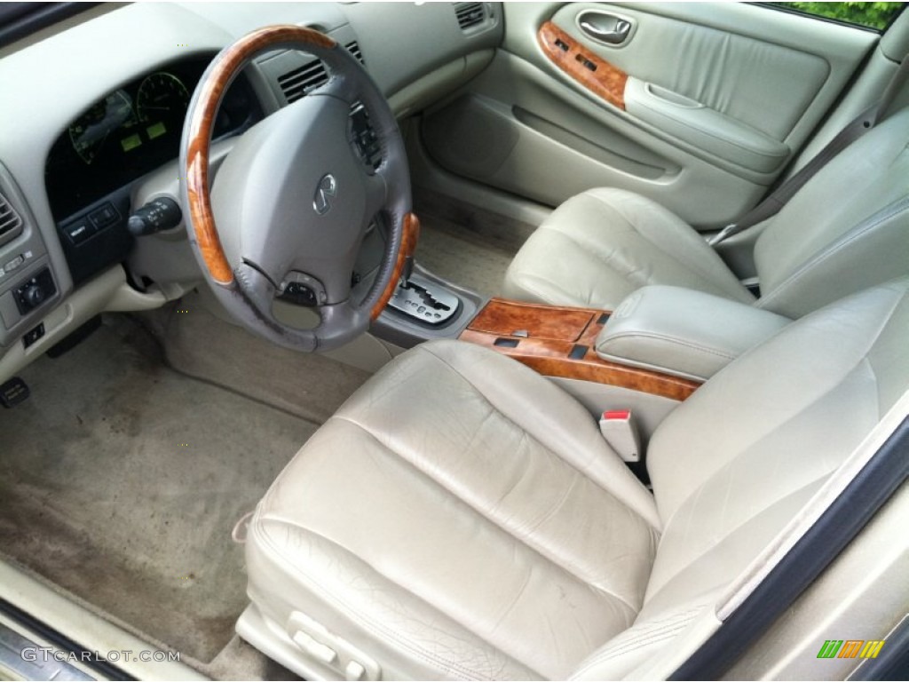 Beige Interior 2002 Infiniti I 35 Photo #81045036