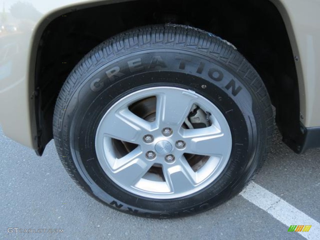 2011 Jeep Liberty Sport Wheel Photo #81045516